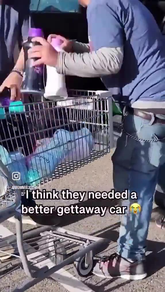 The dumbest criminals EVER! 😂😂