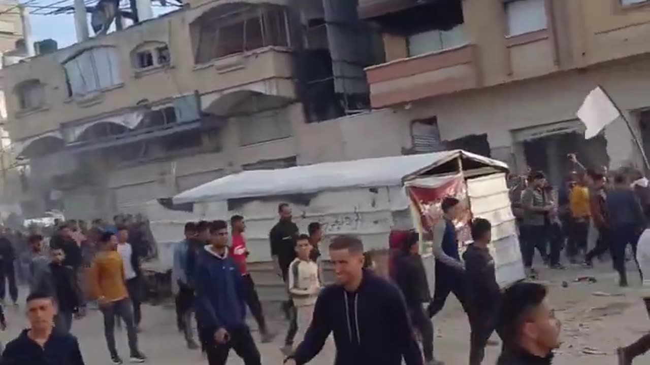 WOW!! Anti-Hamas protest in Gaza! Protesters Chanting: "Hamas, get out!"