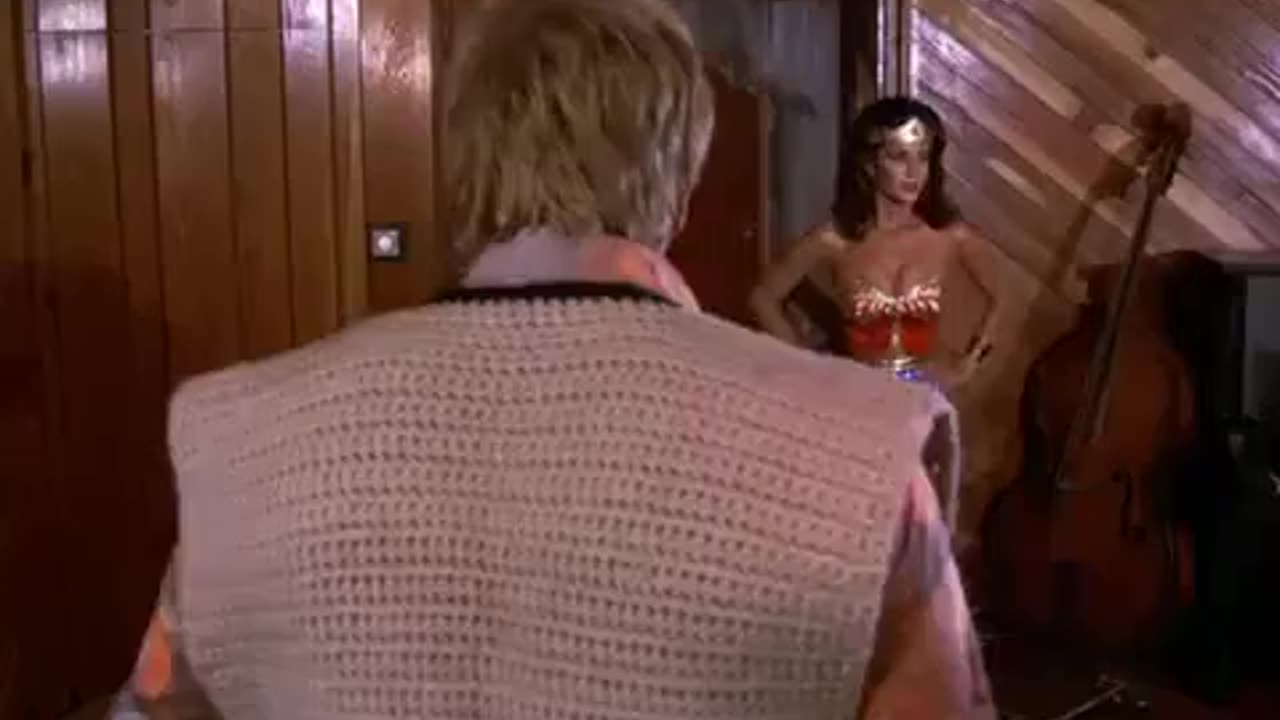 Wonder Woman: "The Pied Piper"