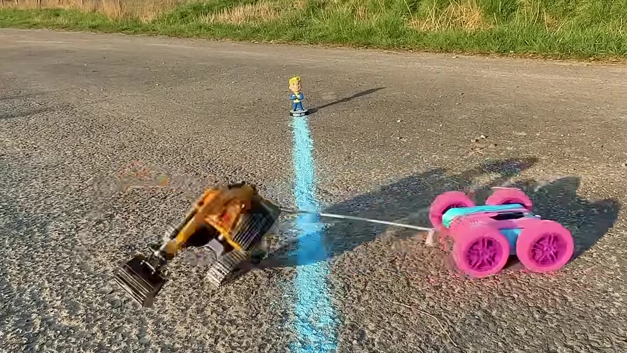$10 VS $1000 RC TUG OF WAR