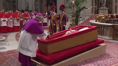 Sellan el ataúd de papa Francisco