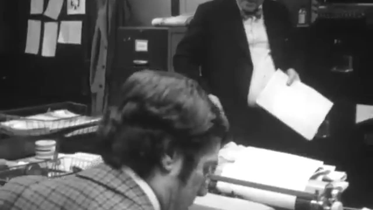 Paper Roses by Dennis Potter, starring Bill Maynard (1971)