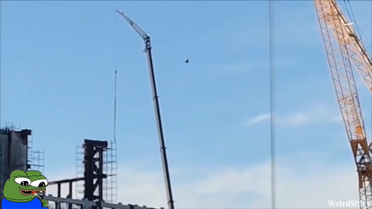 UFO sphere over San Diego USA plunged into the ocean