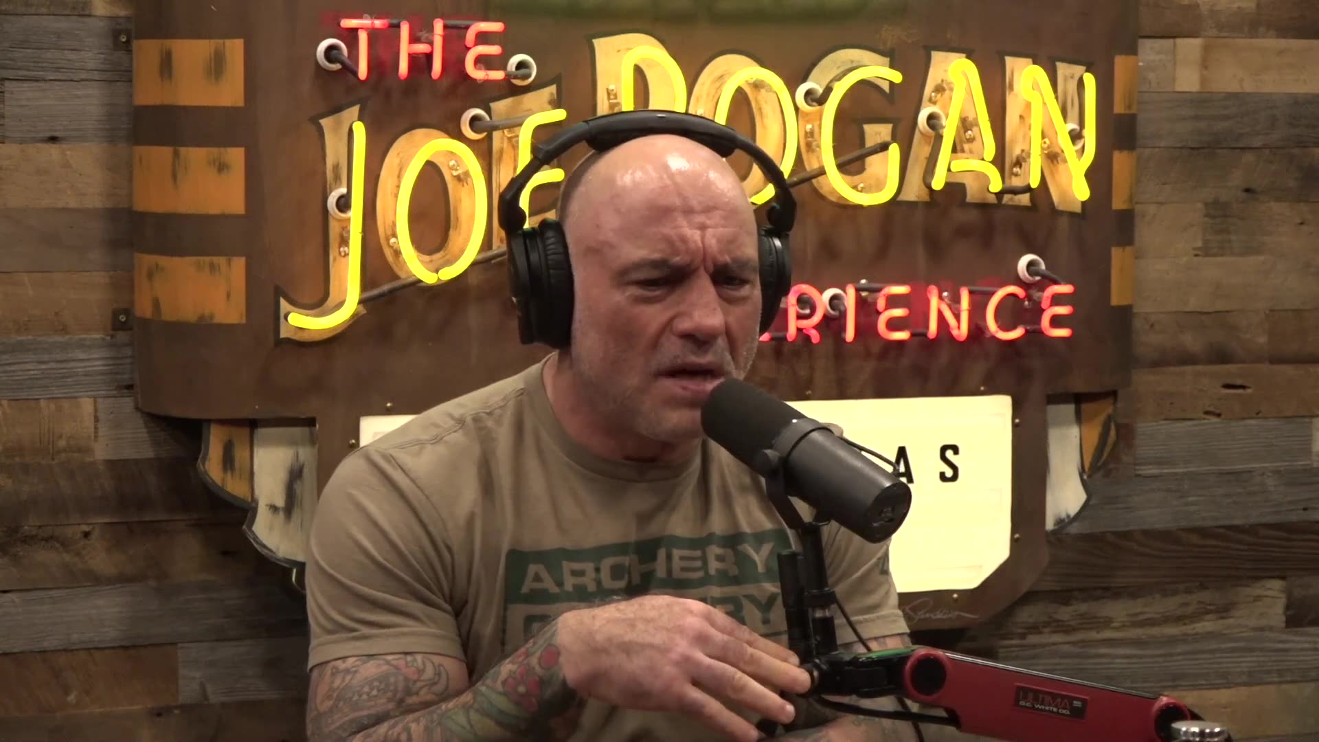Joe Rogan Experience #2316 - Cameron Hanes