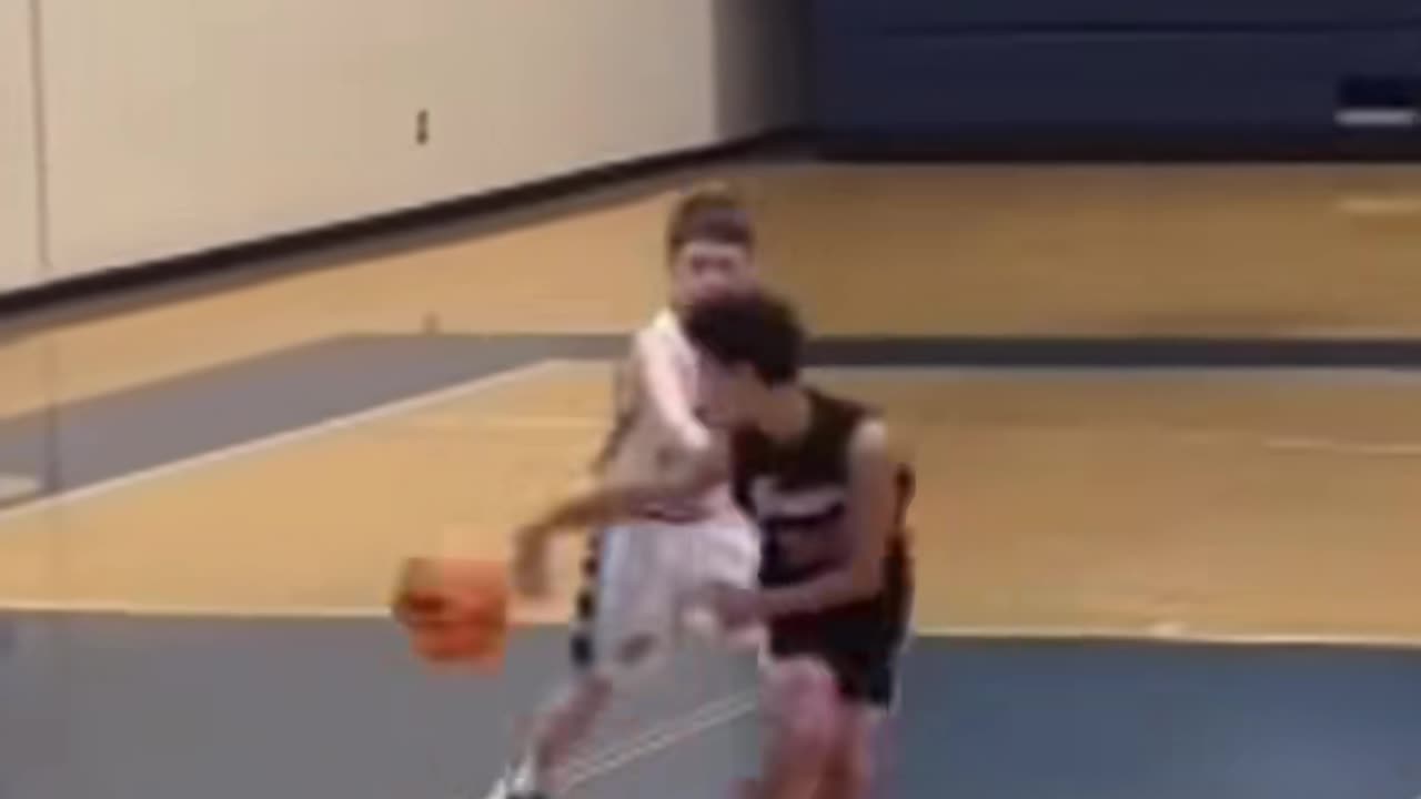 Teammate's SHOCKING reaction to IMPOSSIBLE PLAY! 😱 Unbelievable!