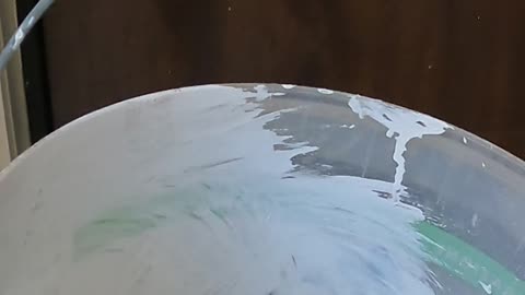 RIEMPIRE secchio con Acqua