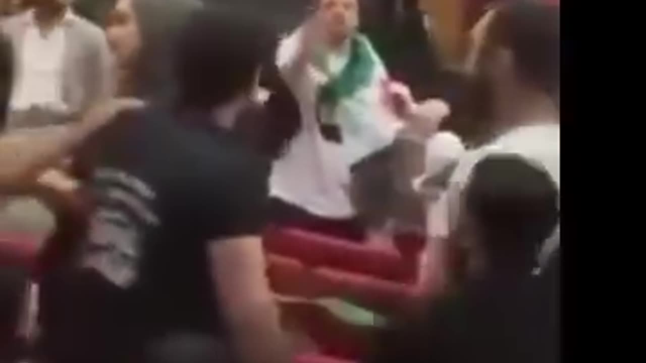 Extremists Oppose Women Singing on Stage/ "Syria"