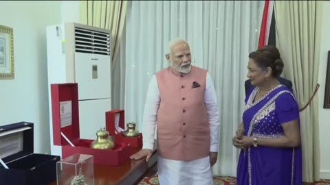 PM Modi presents Maha Kumbh Jal along with replica of Ram Mandir to Trinidad & Tobago PM Kamla