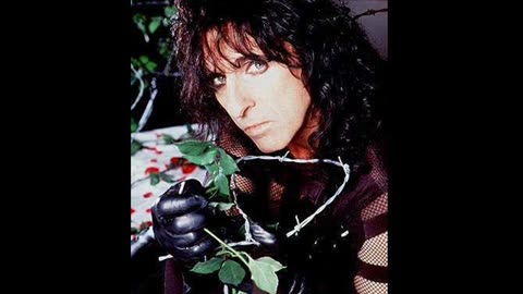 Alice Cooper Roses On White Lace 🇺🇸