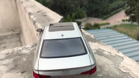 Diecast Unboxing of 2017 Audi A4 118 Diecast Paudi Models ft Miniature Luggage_part2