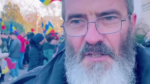 Ereticu Ecumenist Valentin Berechet iesitu in strada ptr. Georgescu,impotriva ecumenismului nu iesea