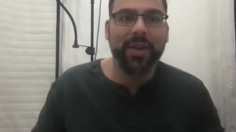 How to Start off as a Voice Actor