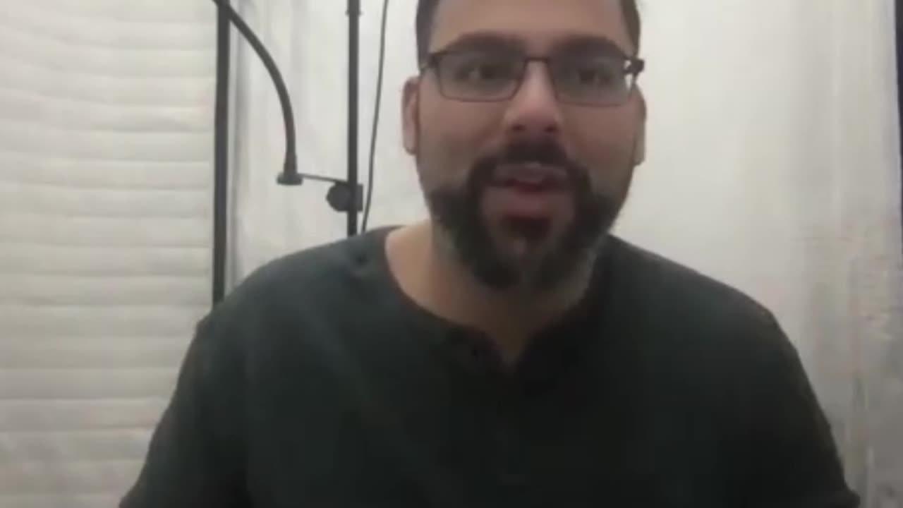 How to Start off as a Voice Actor
