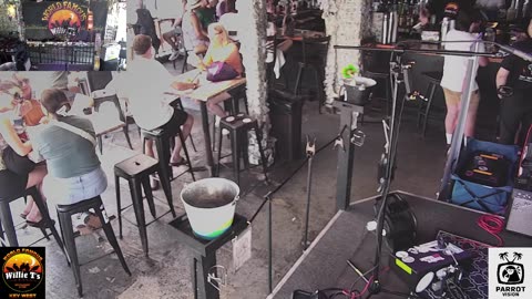 LIVE Music Everyday!