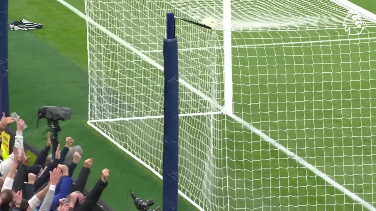 The Best Solo Goals Where One Player Did the Impossible