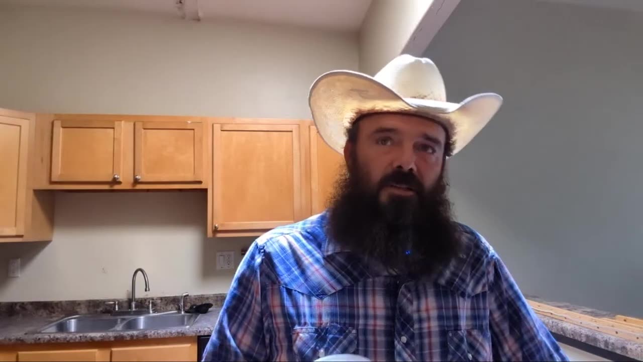 Handyman Live On The Job At A Nasty Move Out