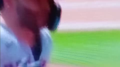 Altuve blasts career Homer 250