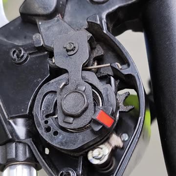 How does a bicycle gear shifter work