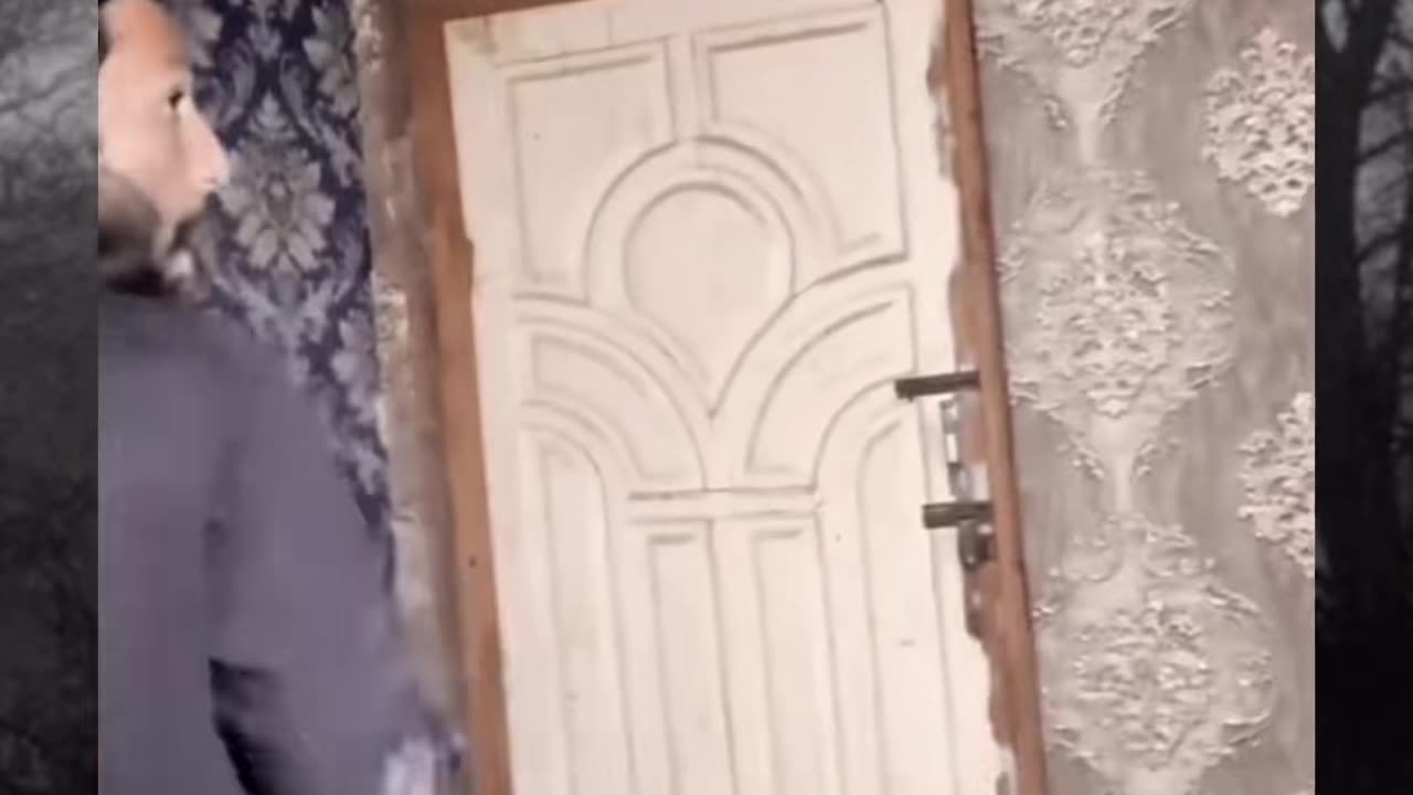 😨👻 Creepy Figure Spotted! Is This a Ghost? | TheHauntingHour