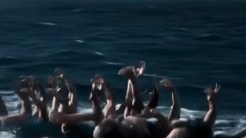 Multi-hand waves.