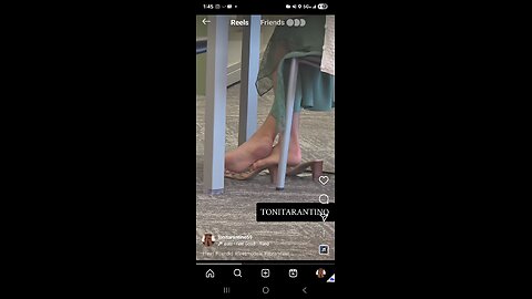elegant feet play