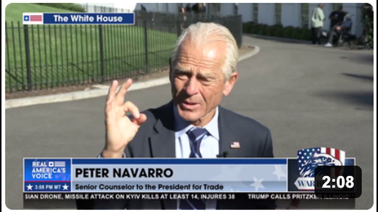 🚨🇮🇳🇺🇸 American psycho: Trump's advisor Peter Navarro claims India buys Russian oil with Uncle Sam’s CASH