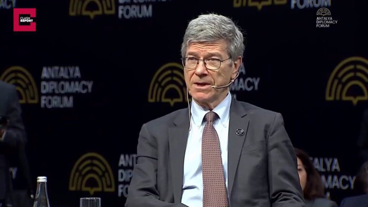 Jeffrey Sachs Drops Cold, Hard Facts on Middle East Audience About U.S. Involvement