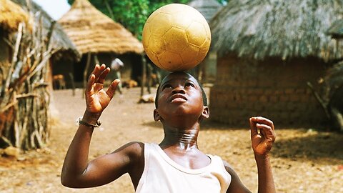 بتتحول حياته من طفل بينظف أحذية الى أشهر لاعب كرة قدم فى التاريخ ' ملخص فيلم Pele