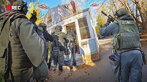 Cops Enter Suspect’s Home - They Weren’t Ready for What Was Inside