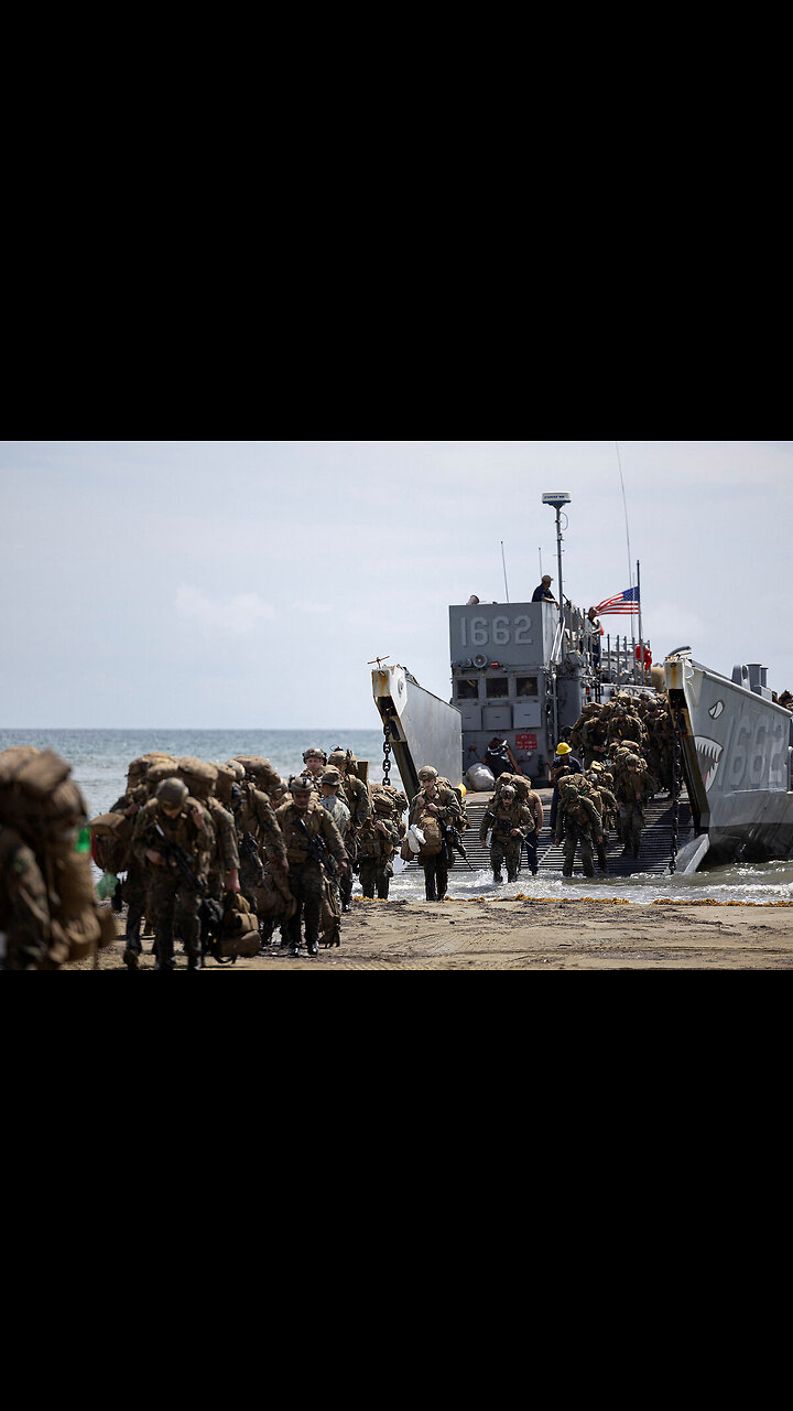 U.S. troops land in Puerto Rico and military buildup continues in the Caribbean