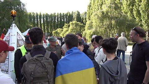 Diskussion zur BRD am Tag des Sieges Berlin-Treptow 9. Mai 2025
