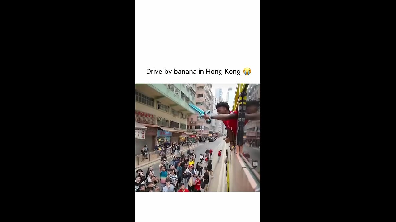Drive by banana in Hong Kong 😅