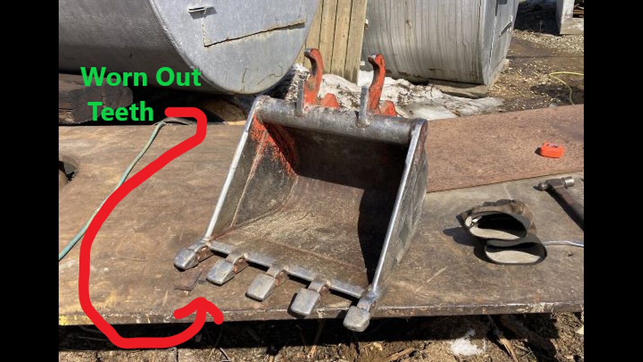 Big Welding Job on Mini Hoe Bucket Apr 25 2025