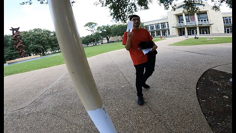 University of Houston: Preaching Jesus In Season & Out of Season, Warning the Students of The End Times, An Atheist Mocks, One Student Takes A Gospel Tract -- Leaving the 99 To Find the 1