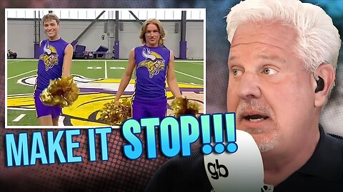 WHAT THE NFL is going on with male cheerleaders?!