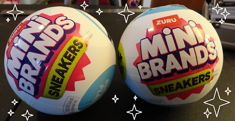 Zuru Mini Brands Sneakers