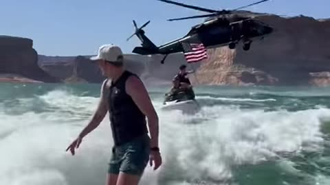 Helicopter Surfing