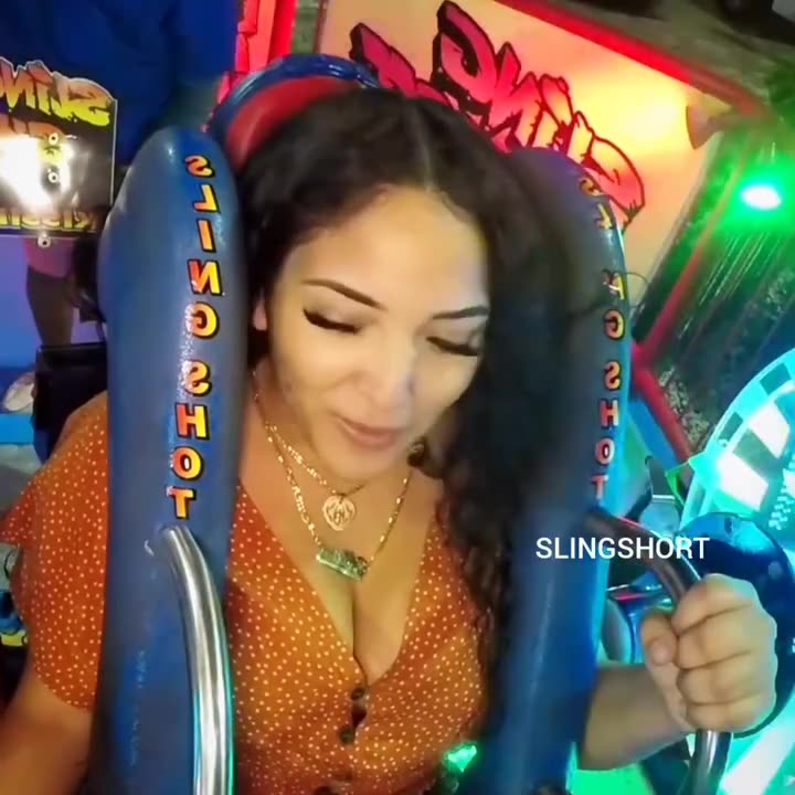Omg sling shot ride gone wild 😱! Funniest reaction ever!