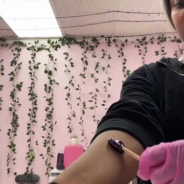 Underarm Waxing in Tennessee Using Sexy Smooth Purple Seduction Wax | Review by @shaylaathewaxerrrr