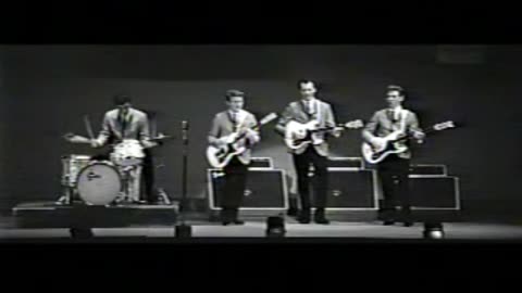 Ventures - Slaughter On 10Th Avenue = Japan 1966