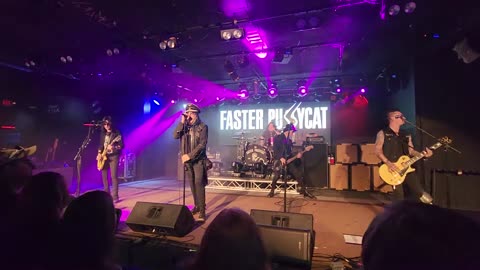 Faster pussycat ( live)