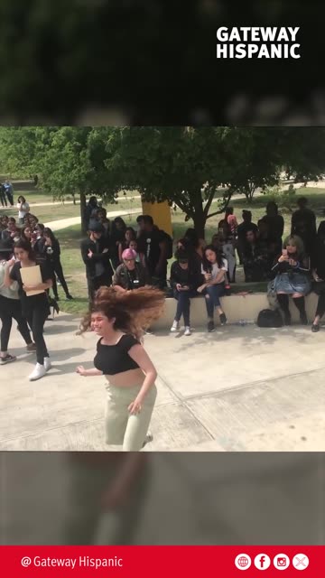 Irene Montero "Lo del PSOE con la vivienda no tiene perdón, las calles tienen que arder"