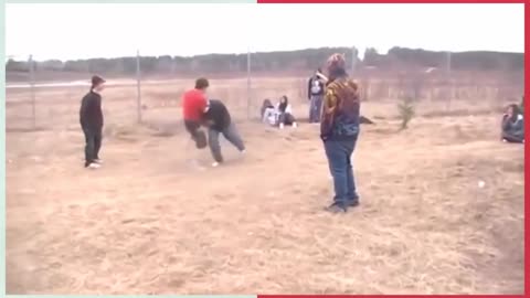 🥊👊 MMA Guy SMASHES Baggy Clothes Guy in EPIC Street Fight! | FCN
