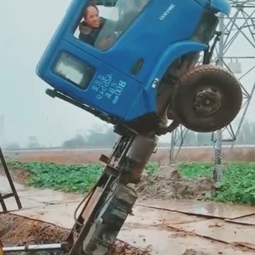 Pov: First day at work 🙄