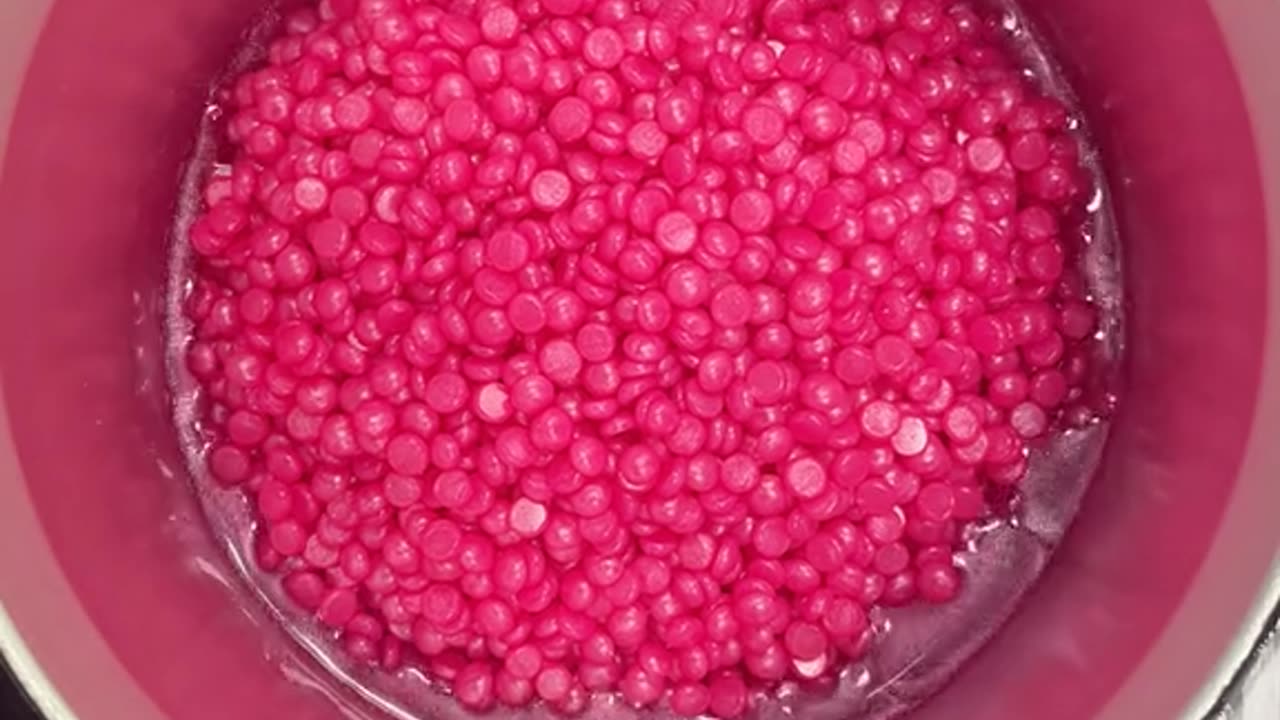 Melting Sexy Smooth Tickled Pink Hard Wax | @strippedtweeze