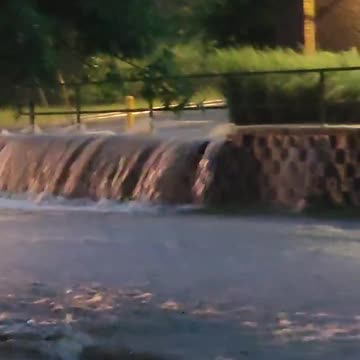 🌊 Significant Flash Flooding ongoing in many parts of Chatham & Orange counties in North Carolina