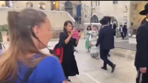 Israelis Israelying a Christian Girl