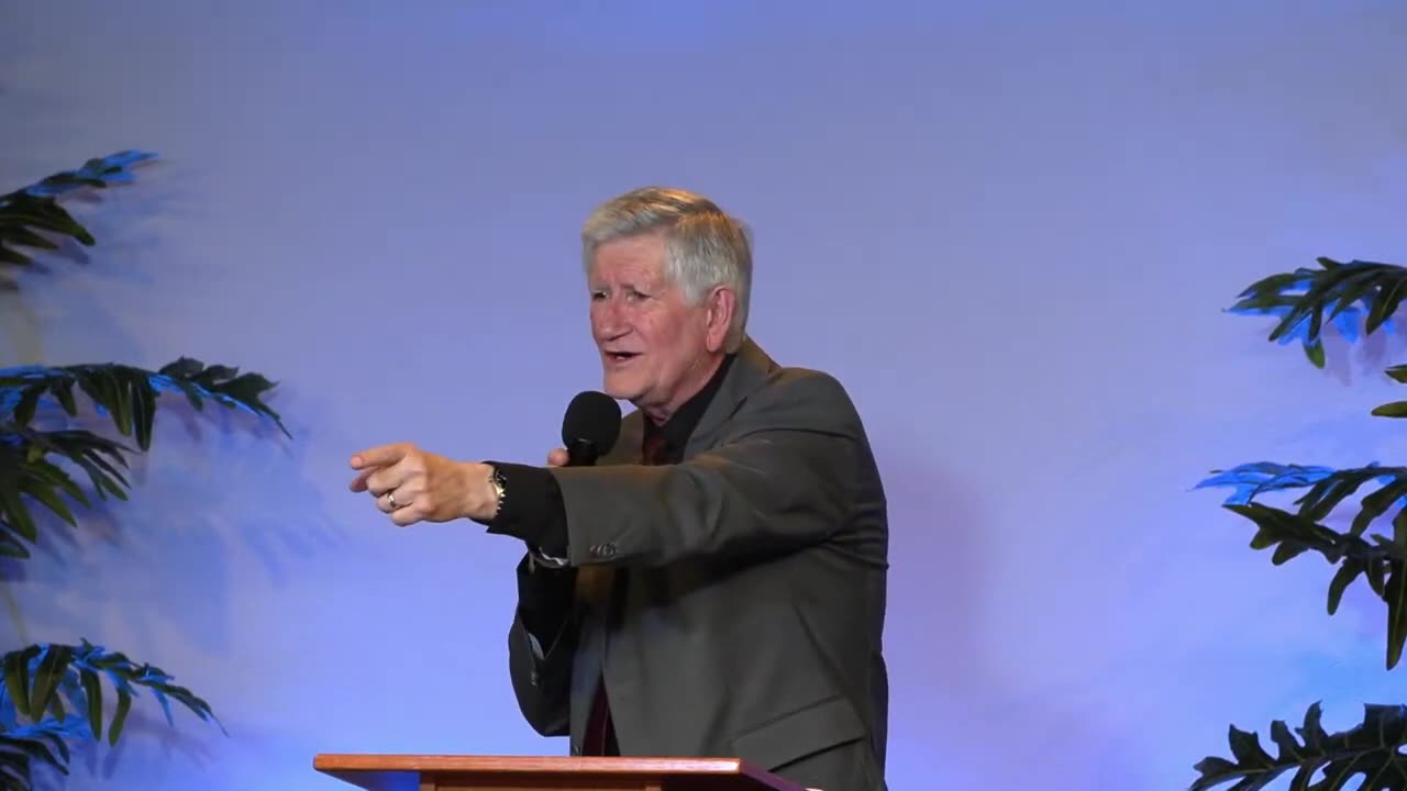 You Can Walk in Authority and Favor | Mike Thompson LIVE (Sunday 7-6-25)