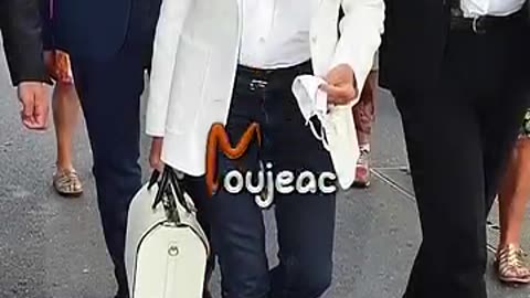 Brigitte Macron est un homme _ La vérité éclate enfin
