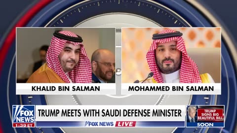 Trump holds _secret_ White House meeting with top Middle Eastern official